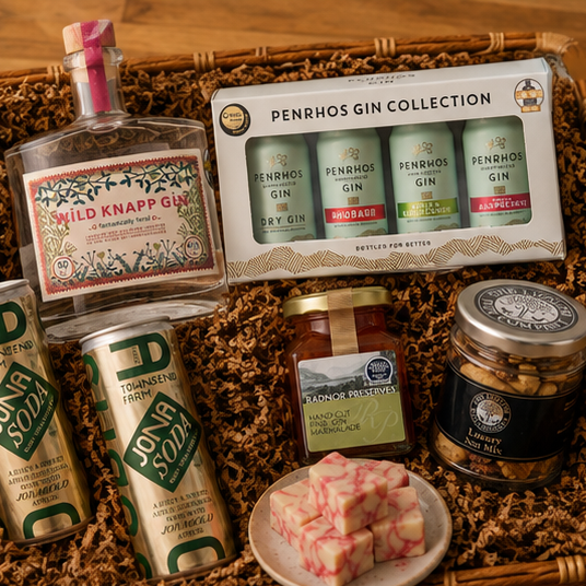 Artisan gin gift with luxury nuts, raspberry fudge and apple soda